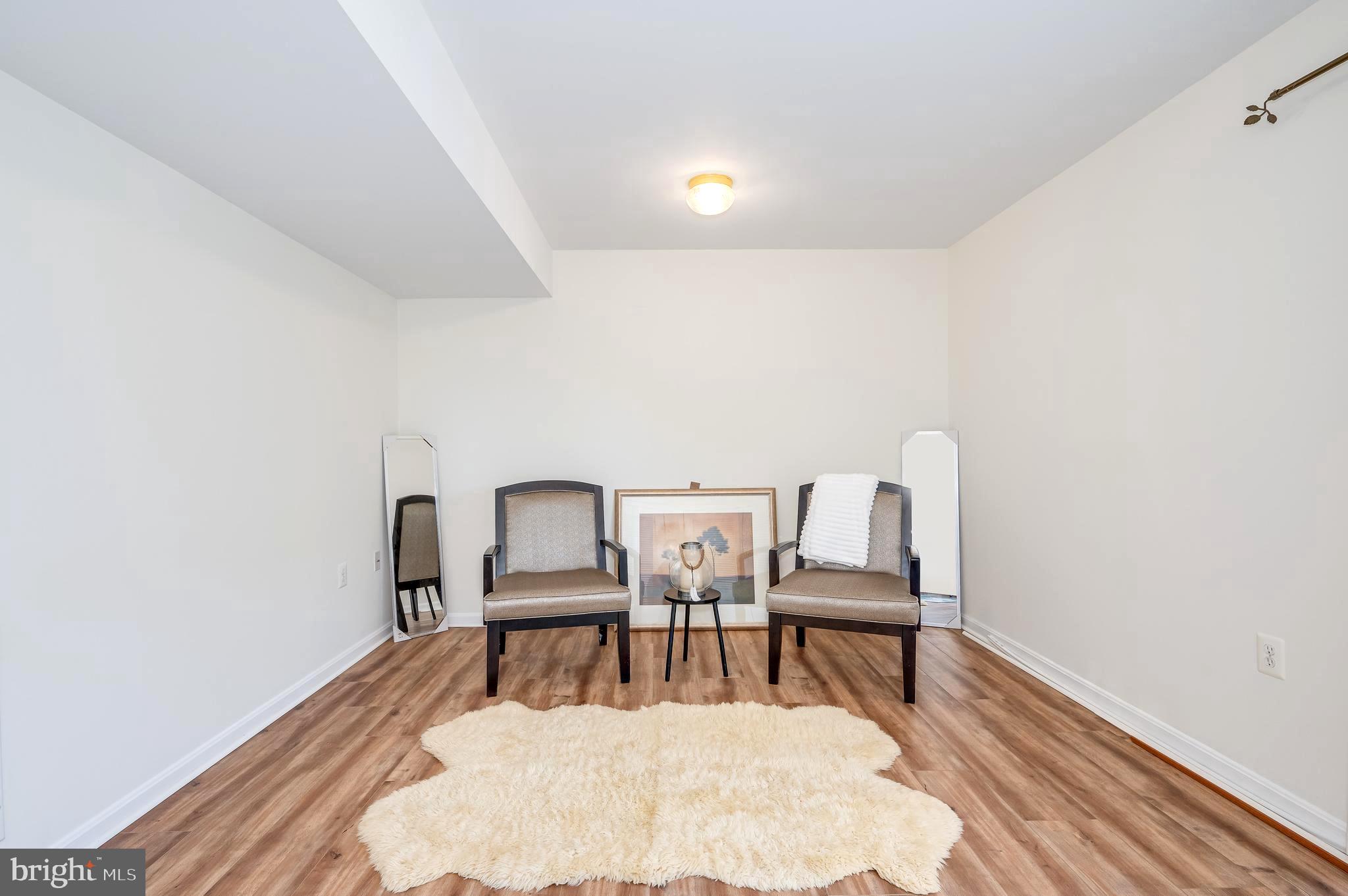 LEE'S RIDGE - Residential