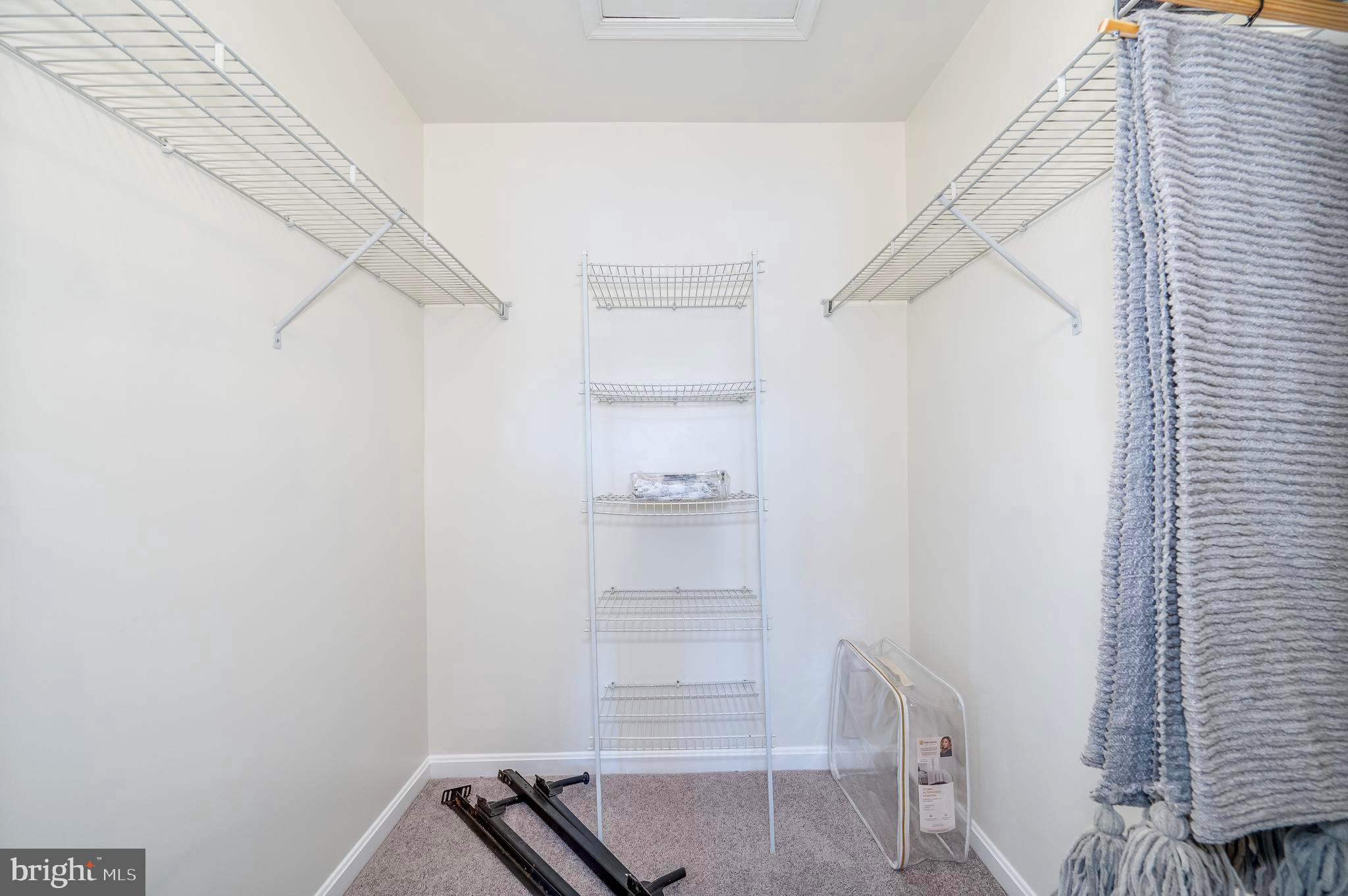 LEE'S RIDGE - Residential