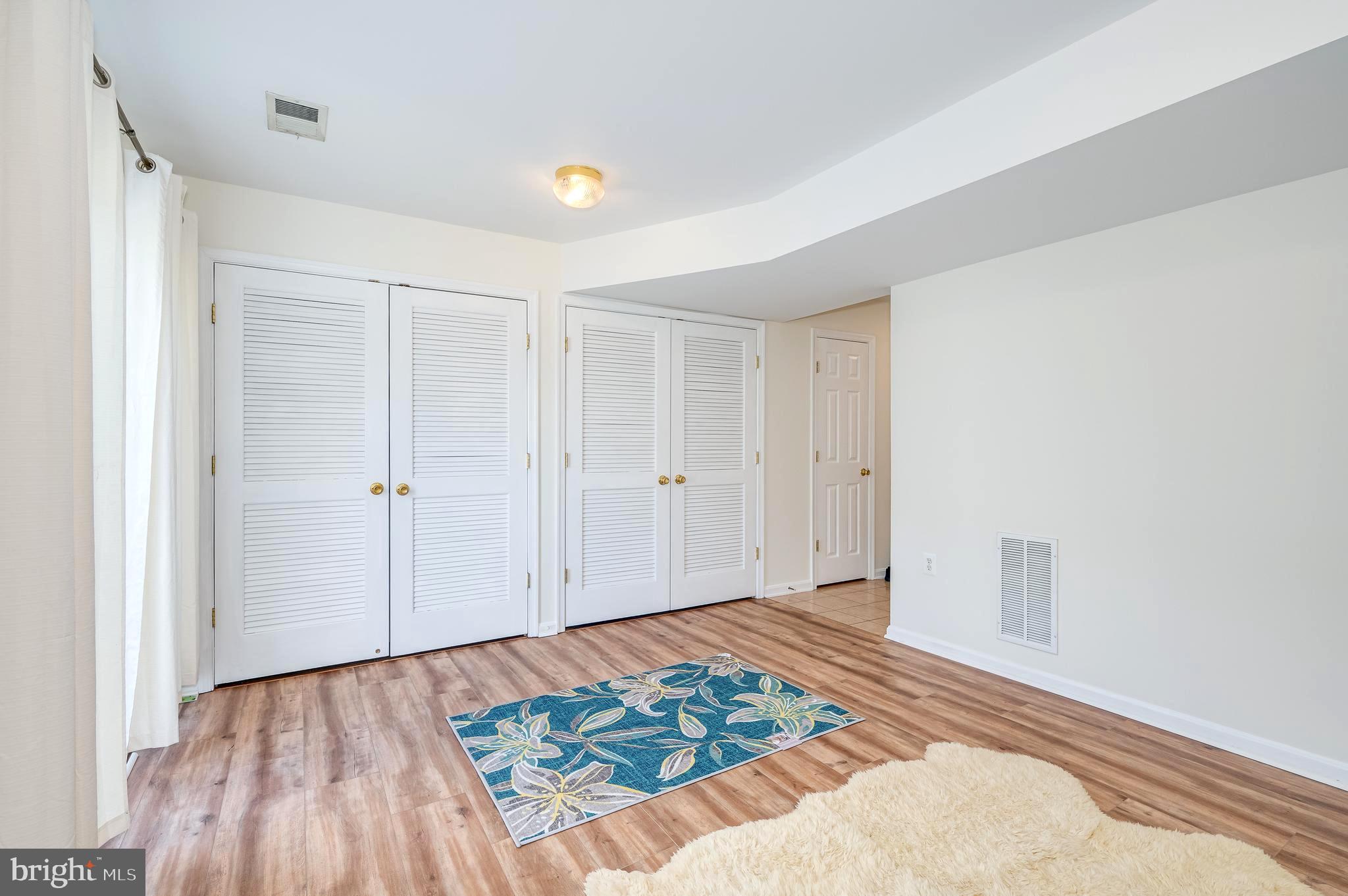 LEE'S RIDGE - Residential