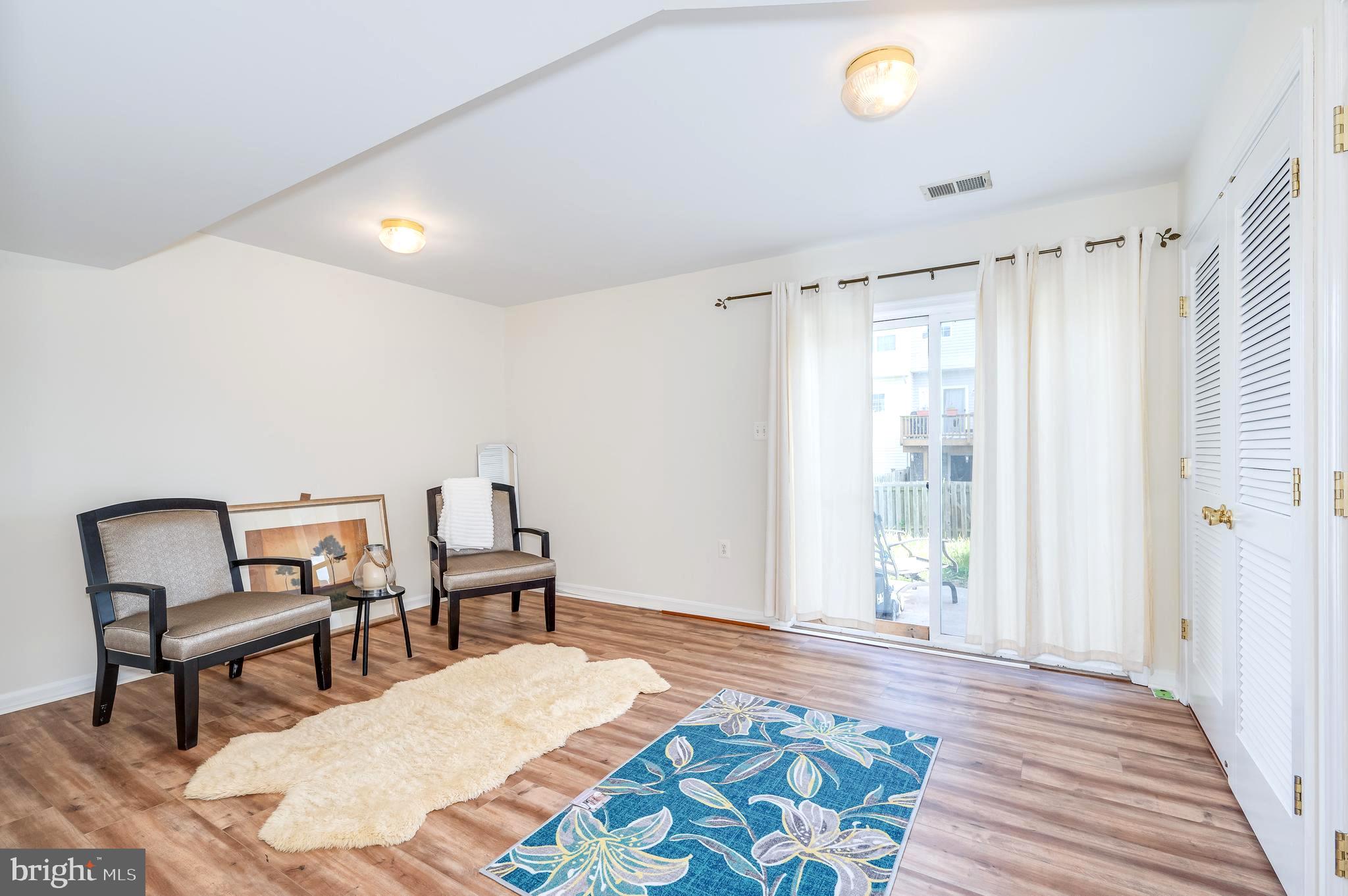 LEE'S RIDGE - Residential