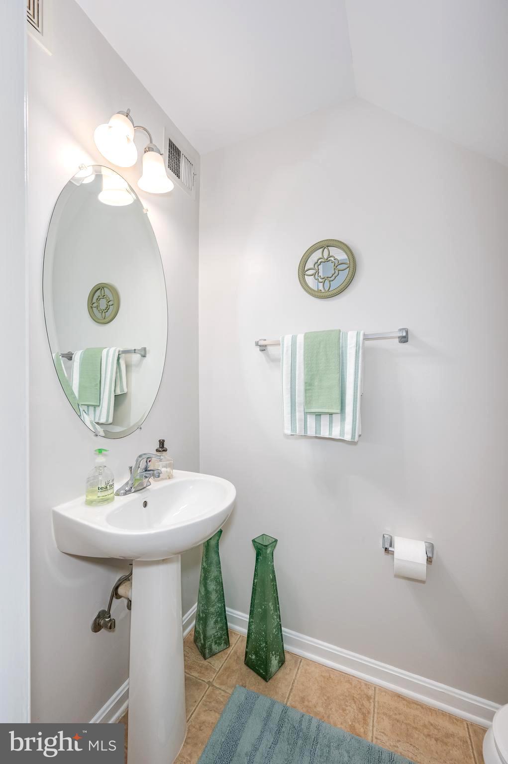 LEE'S RIDGE - Residential