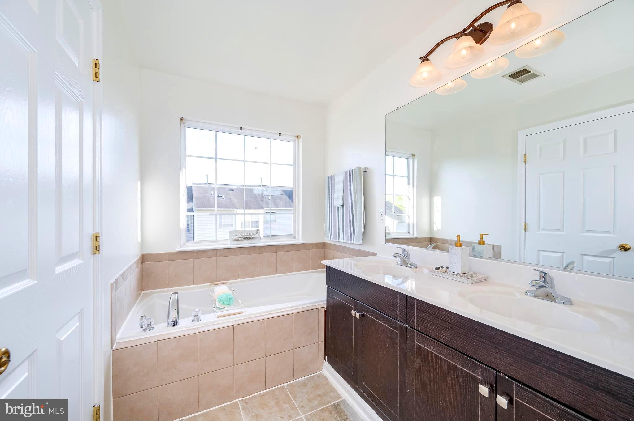 LEE'S RIDGE - Residential