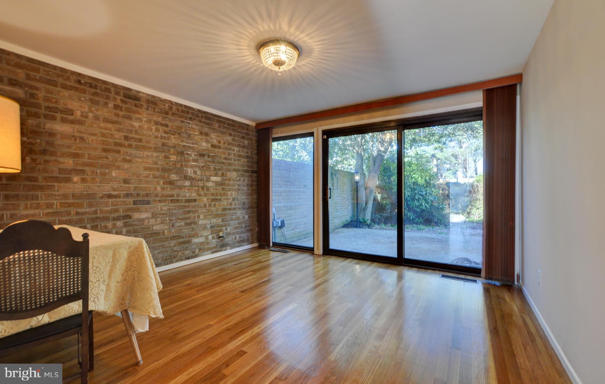 WHETSTONE - Residential