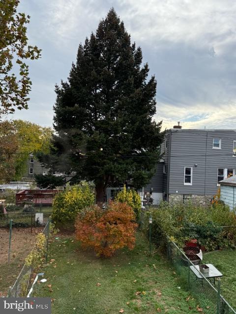 LYNNWOOD - Residential