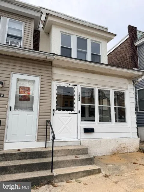 1424 Huddell Avenue, Marcus Hook, PA MLS: PADE2103466