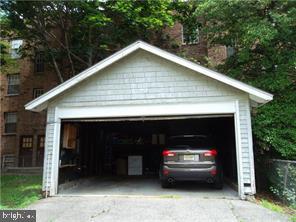 107 POPLAR AVENUE