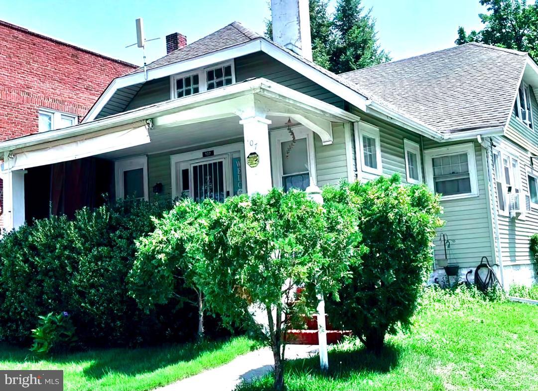 107 POPLAR AVENUE