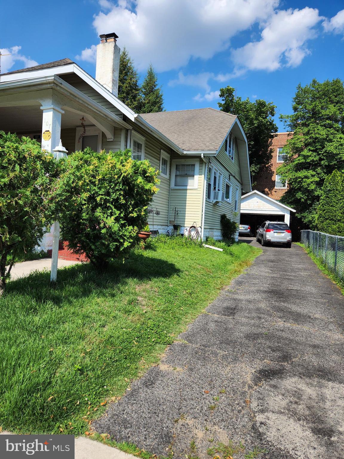 107 POPLAR AVENUE
