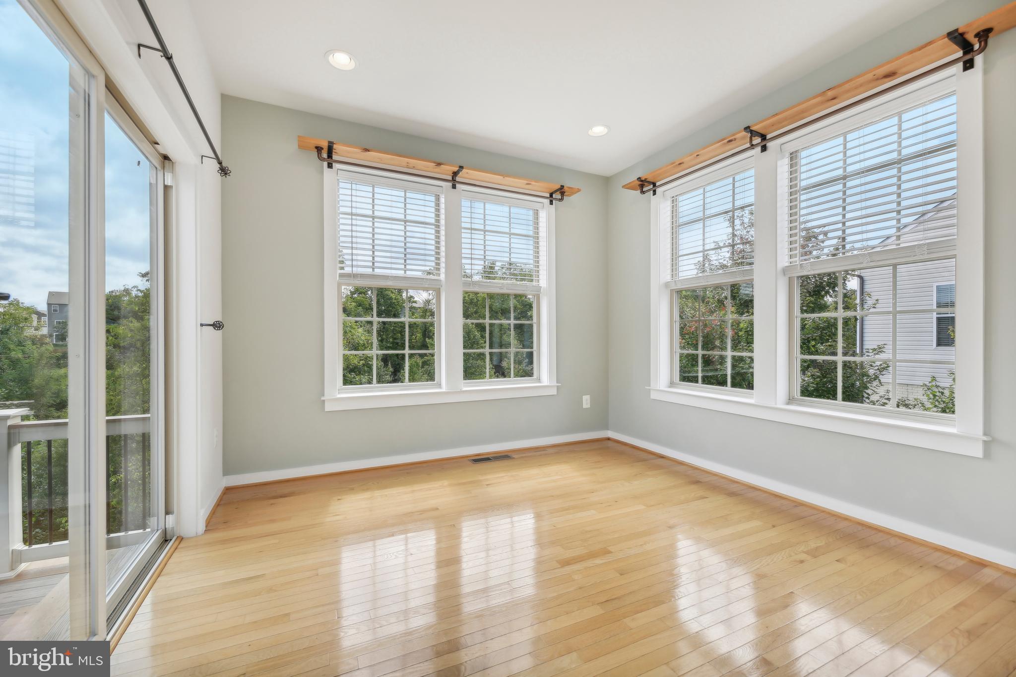 TUSCARORA CREEK - Residential