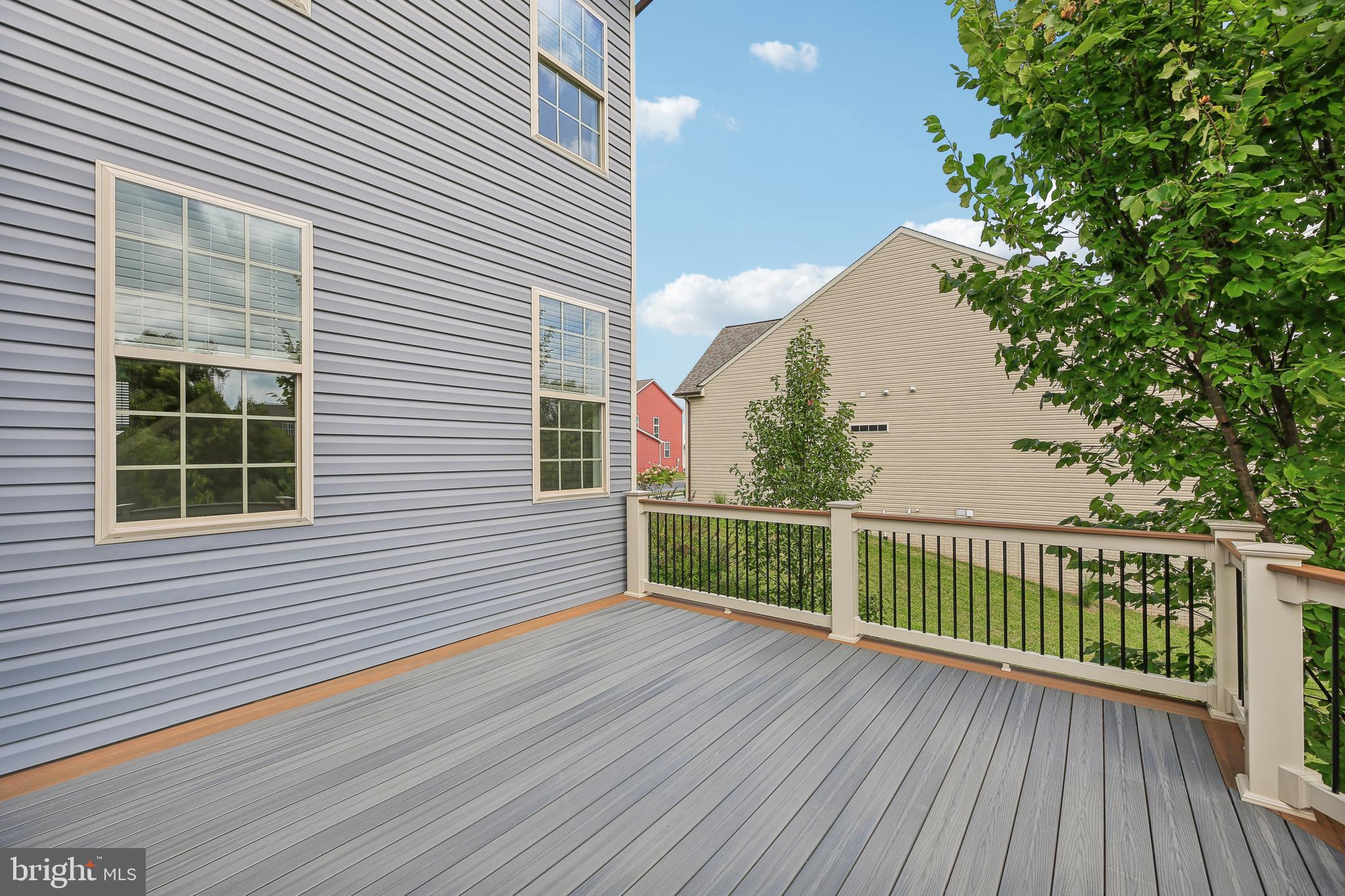 TUSCARORA CREEK - Residential