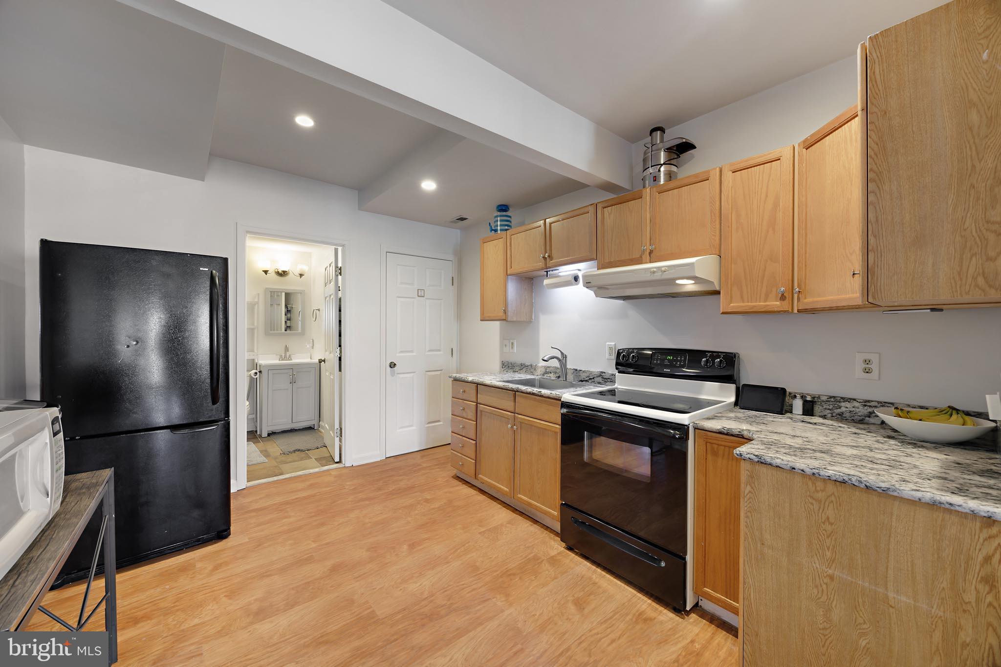 SILVER SANDS - Residential