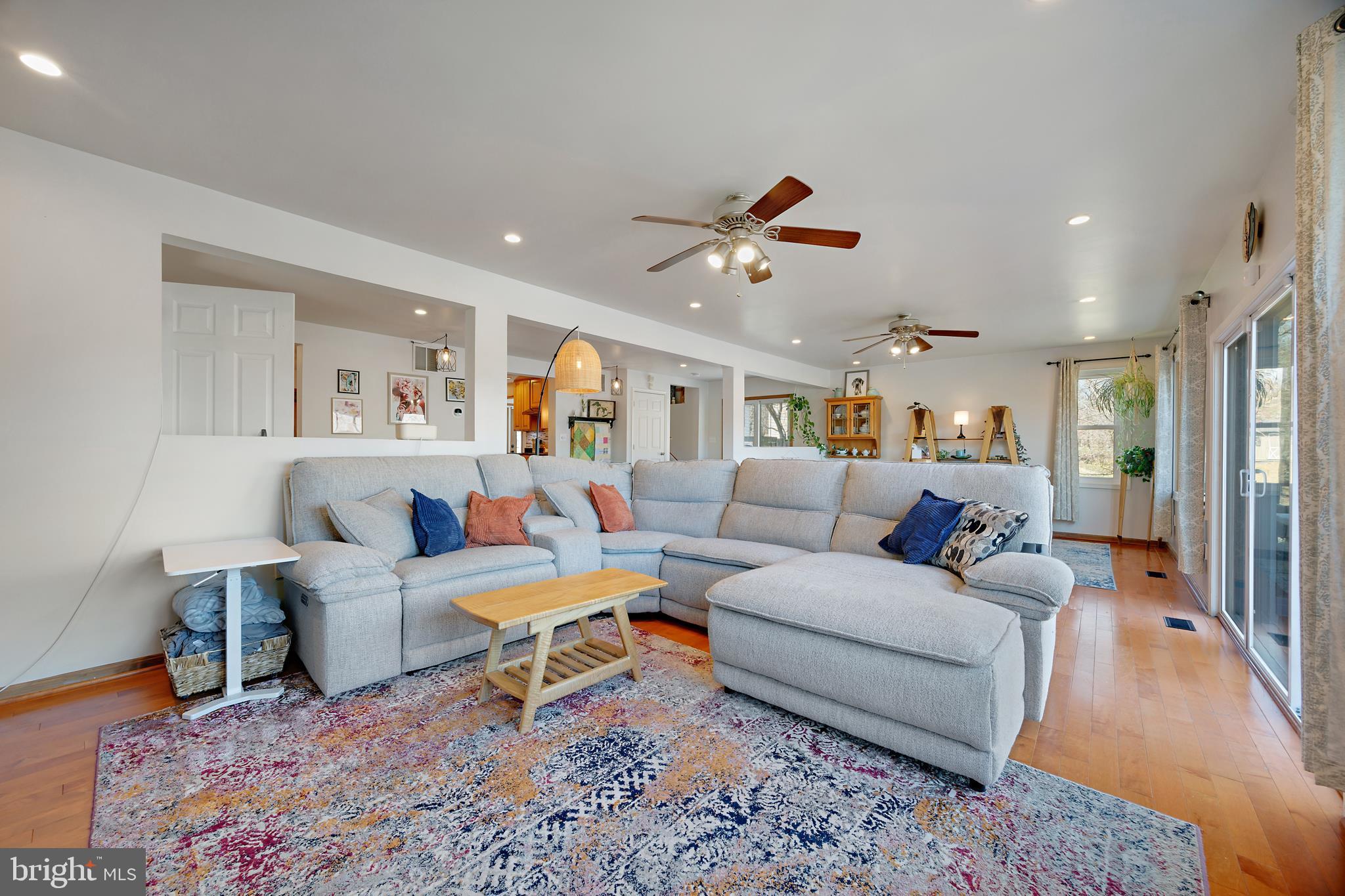 SILVER SANDS - Residential