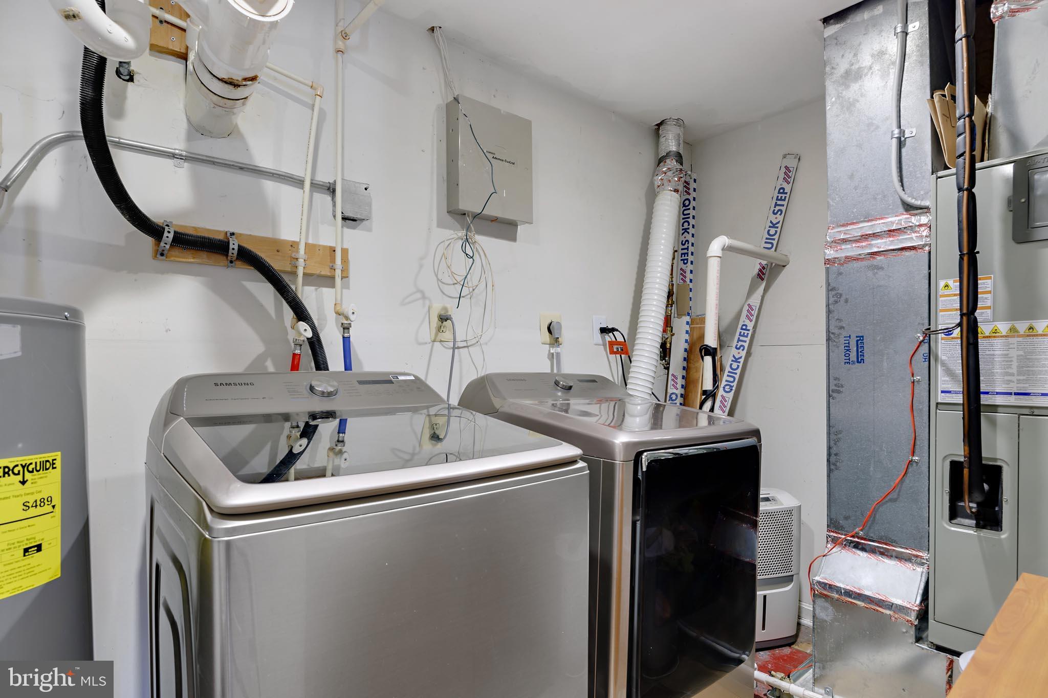 SILVER SANDS - Residential