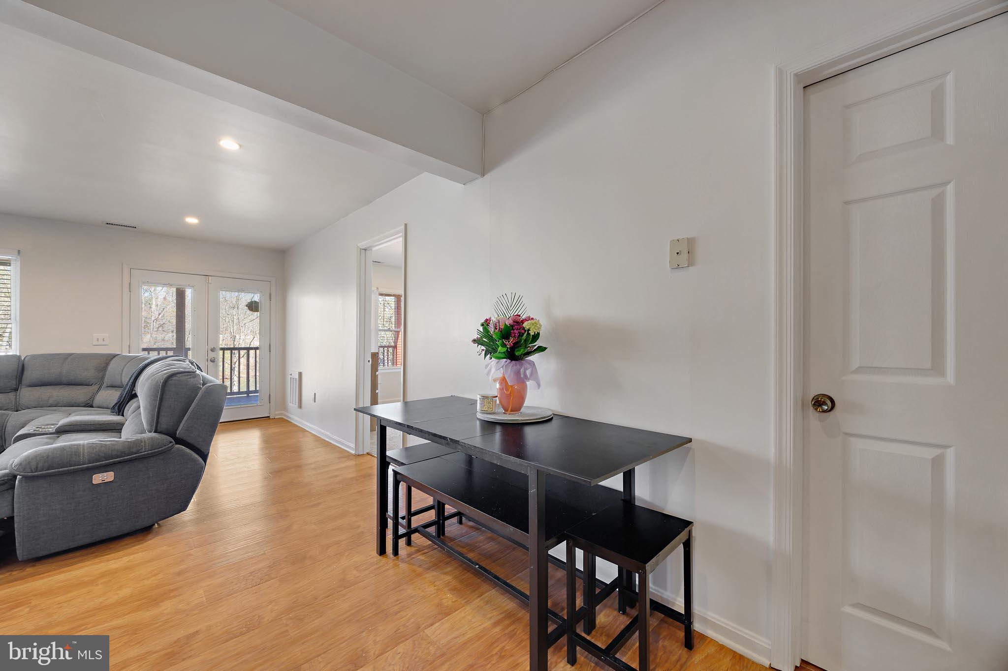 SILVER SANDS - Residential