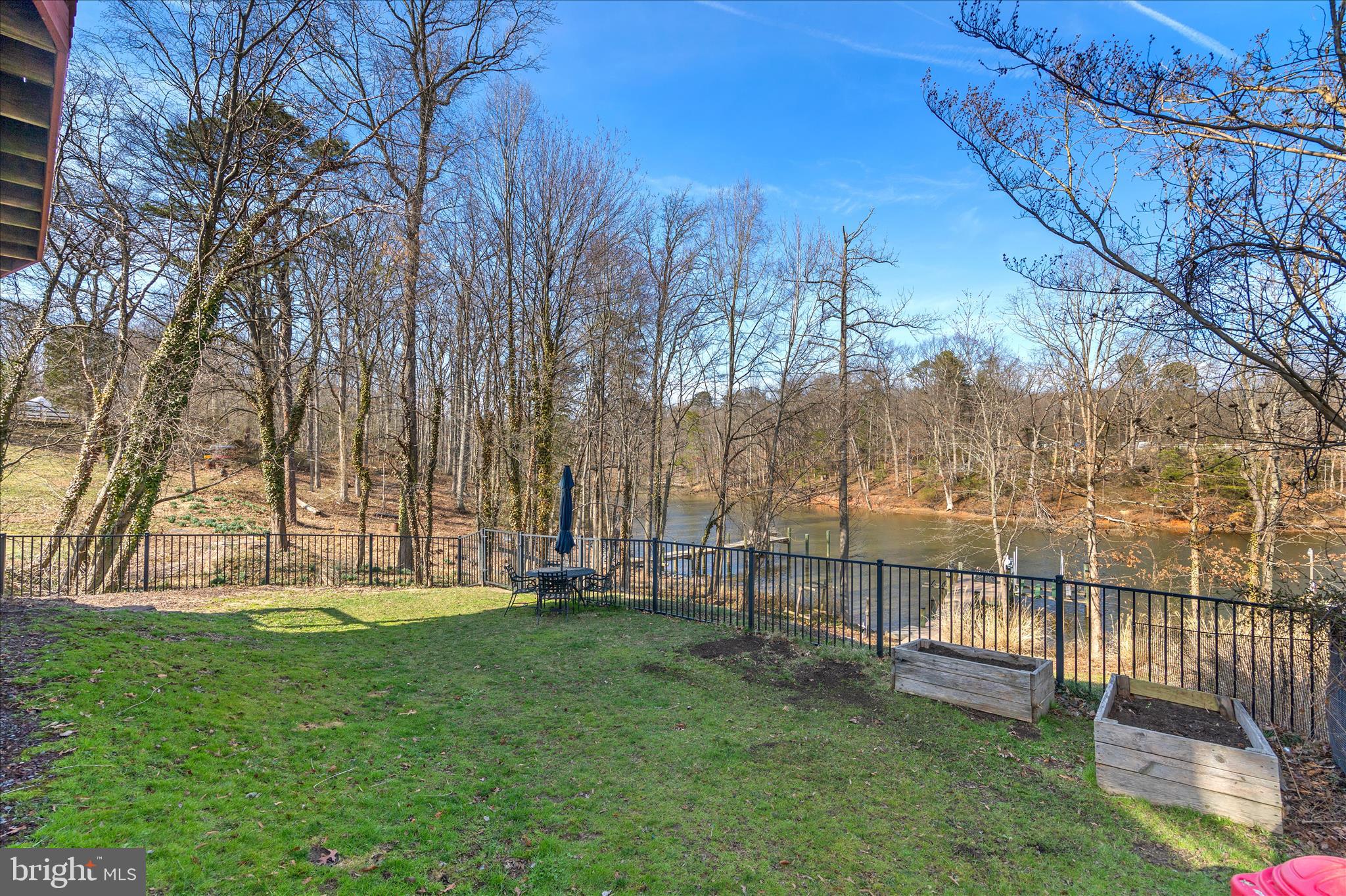 SILVER SANDS - Residential