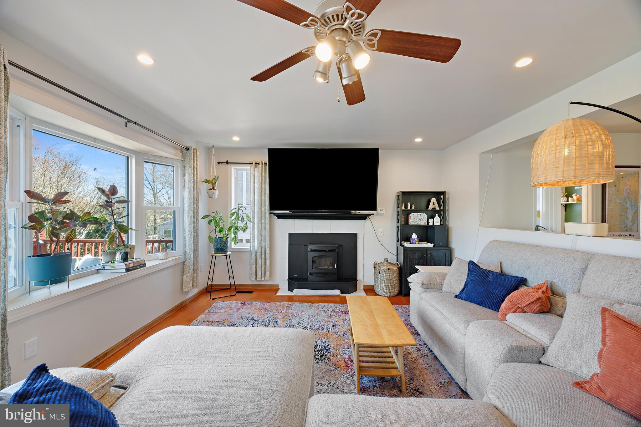 SILVER SANDS - Residential