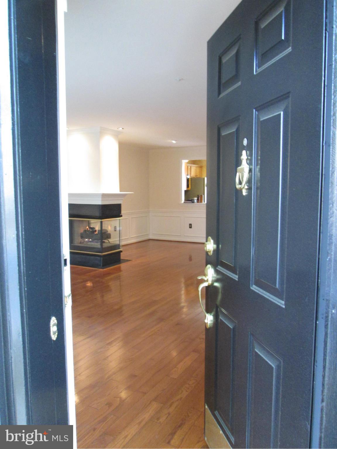 KENTLANDS HILL DISTRICT - Residential Lease