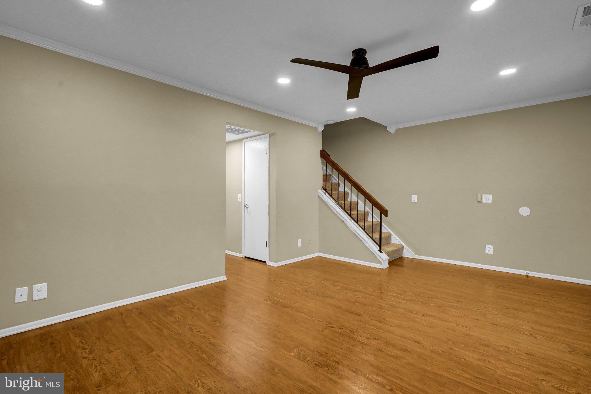 2665 GLENGYLE DRIVE 60