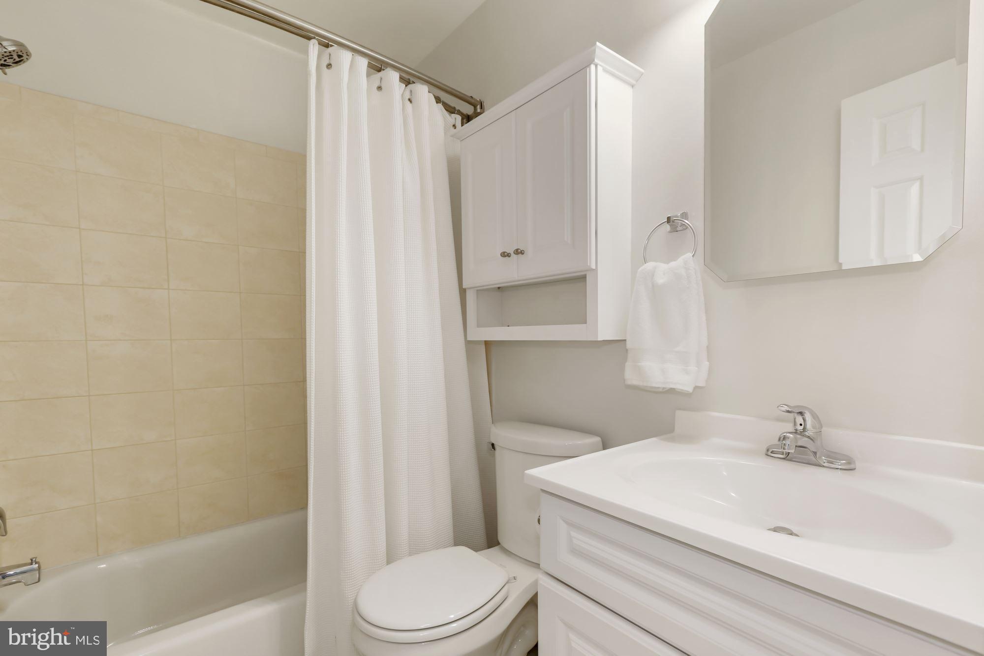 KENWOOD FOREST - Residential