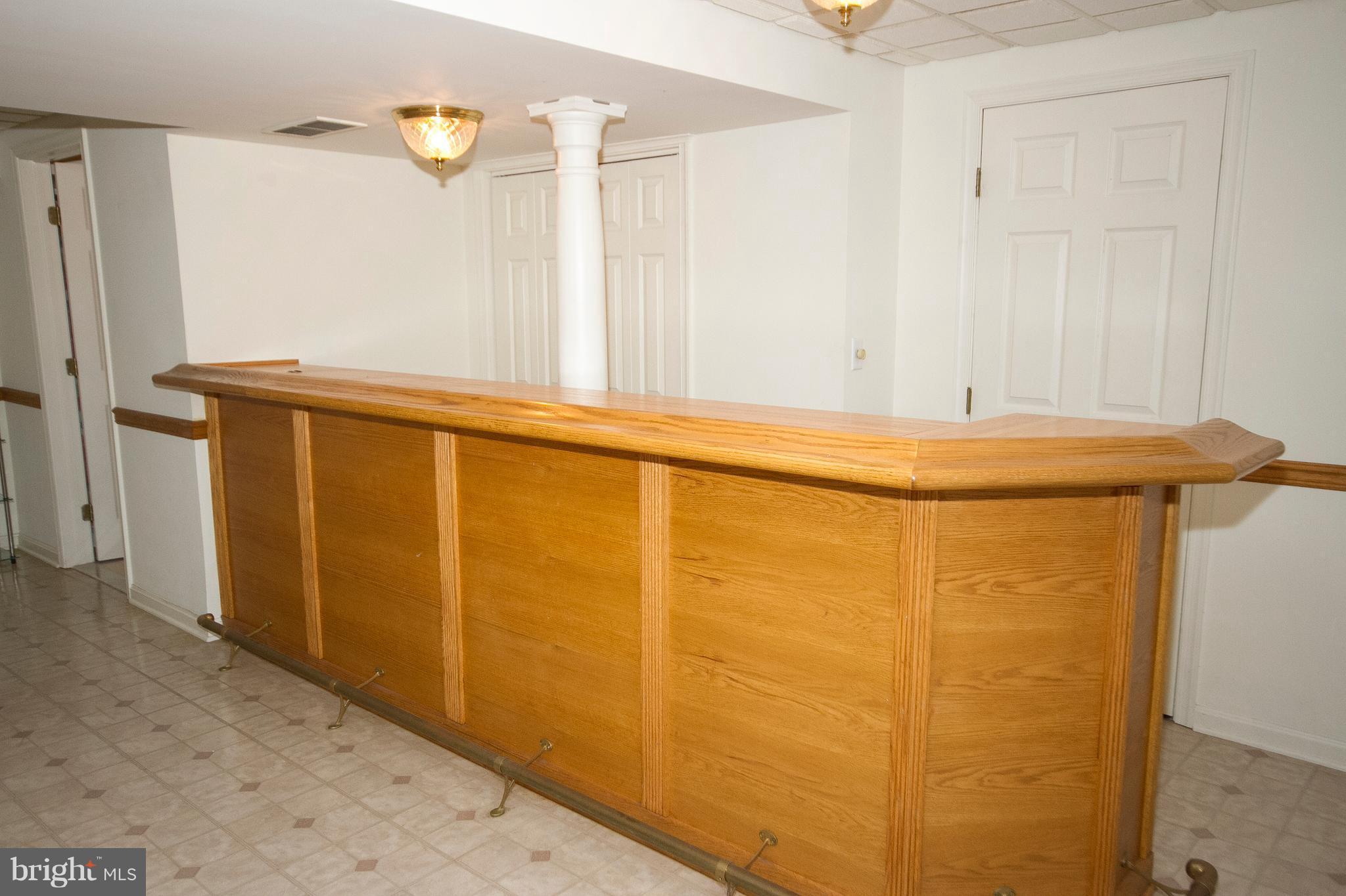 ROLAND PLACE - Residential