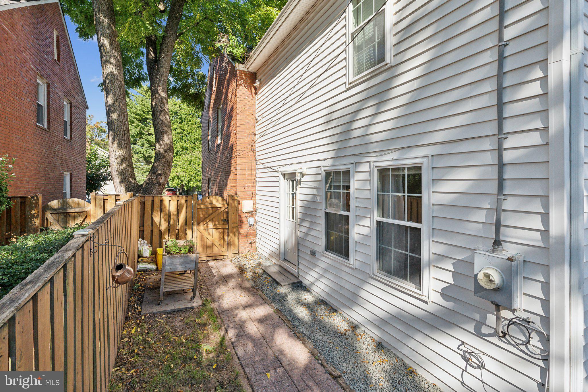 PENROSE - Residential