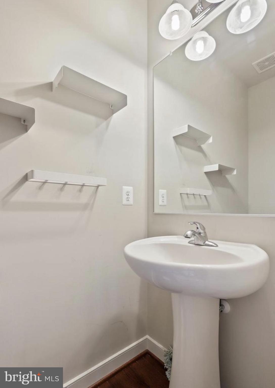 VILLAGE AT WOODSTREAM - Residential Lease