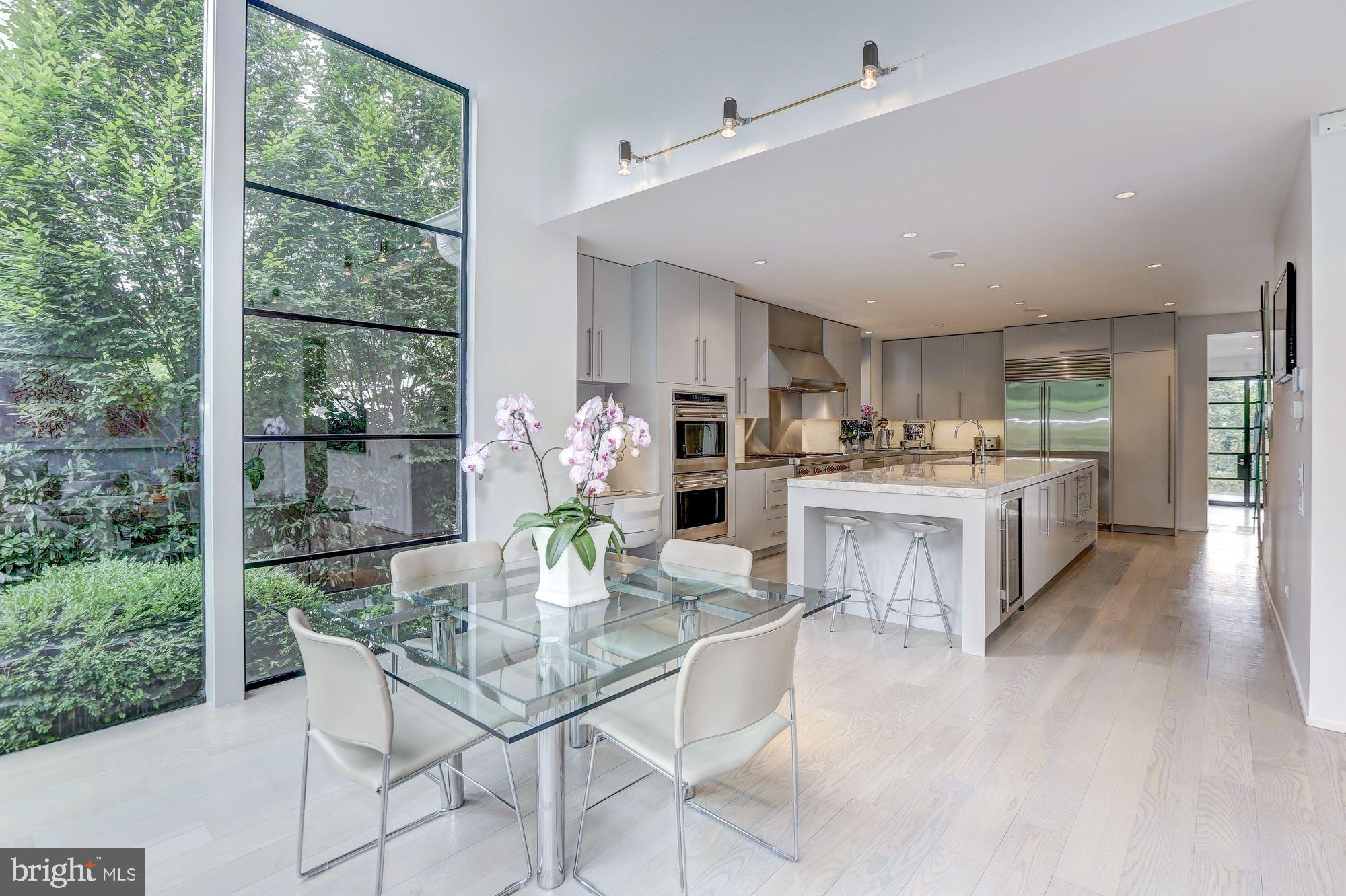 BERKLEY - Residential
