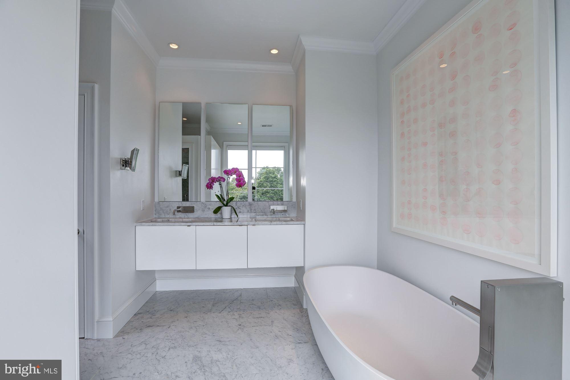 BERKLEY - Residential