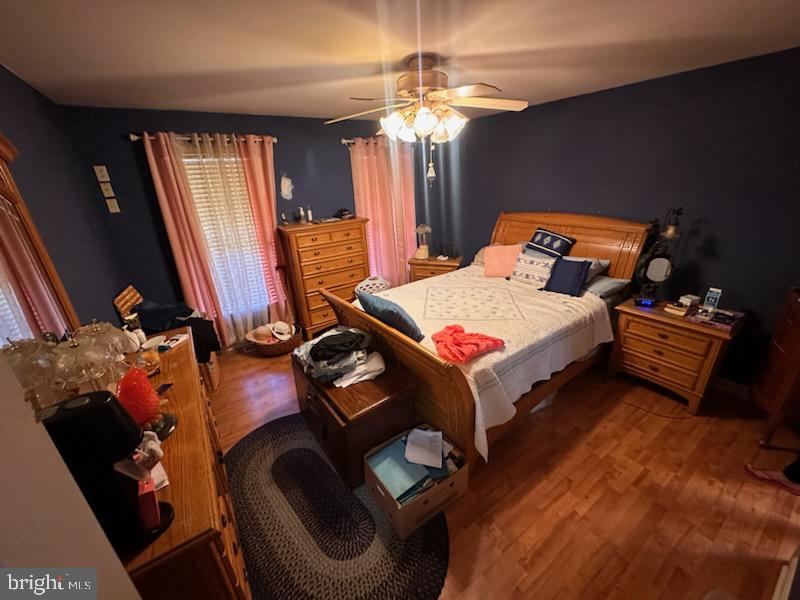 RIVERSIDE MEADOWS - Residential