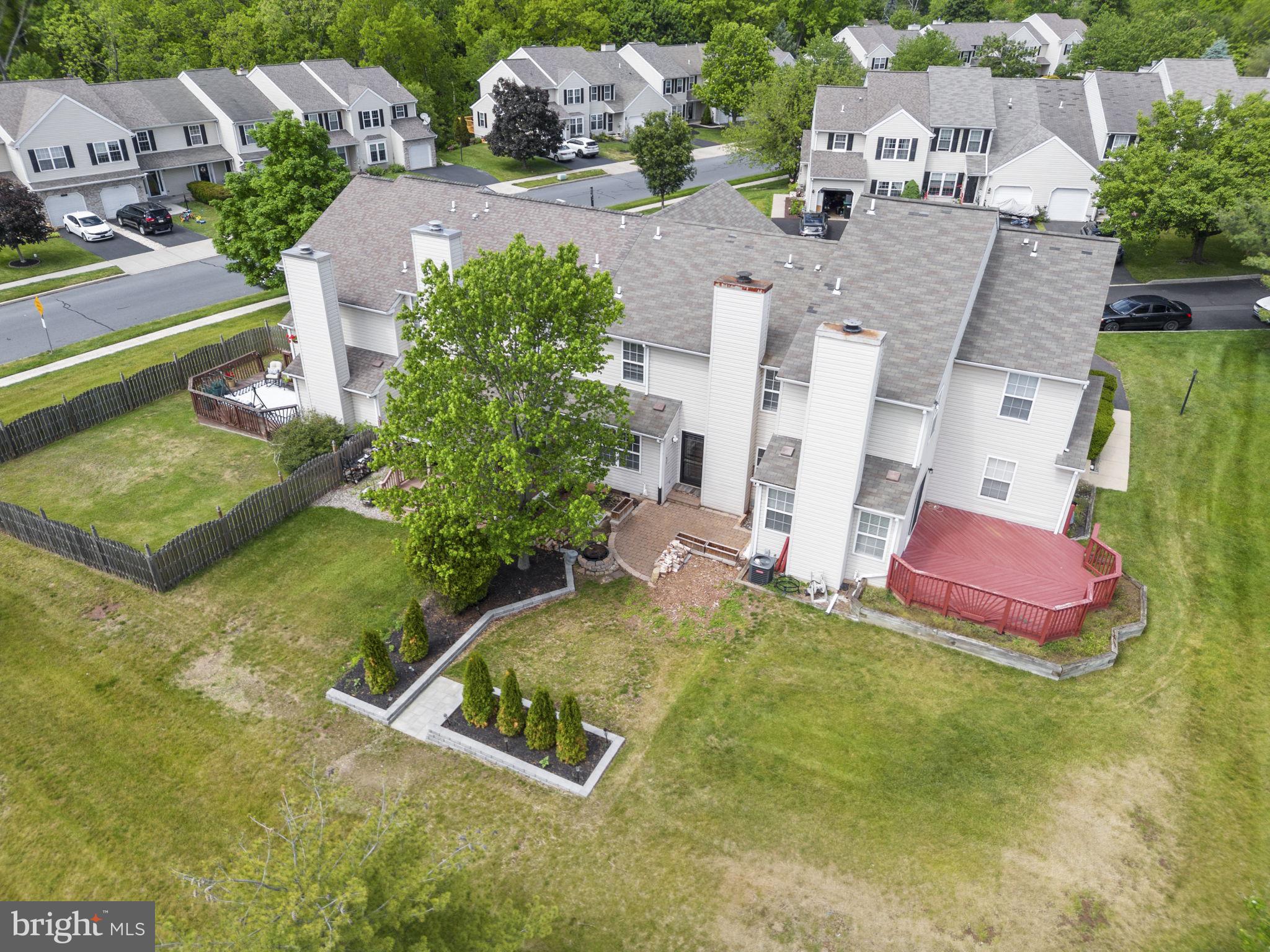 STONEGATE - Residential