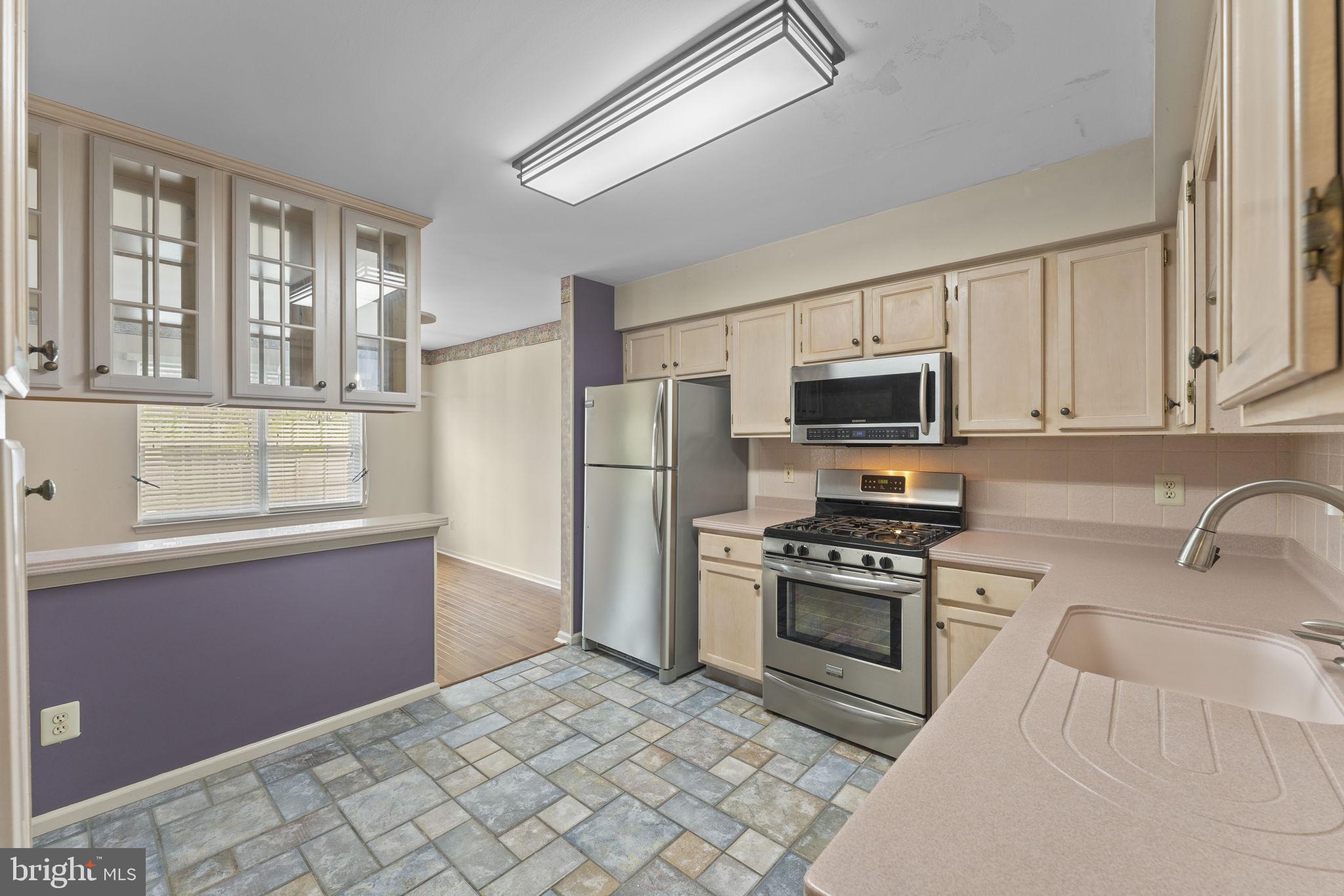 STONEGATE - Residential