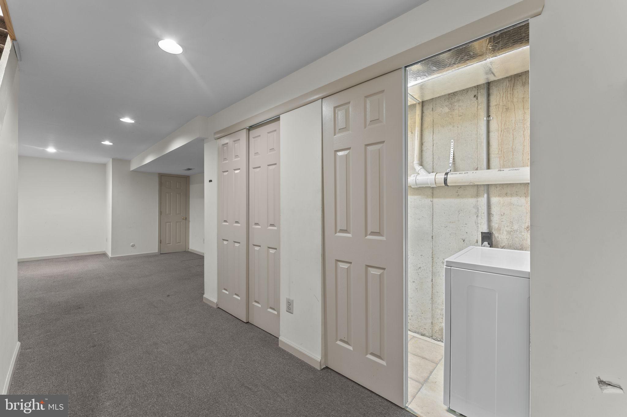 STONEGATE - Residential