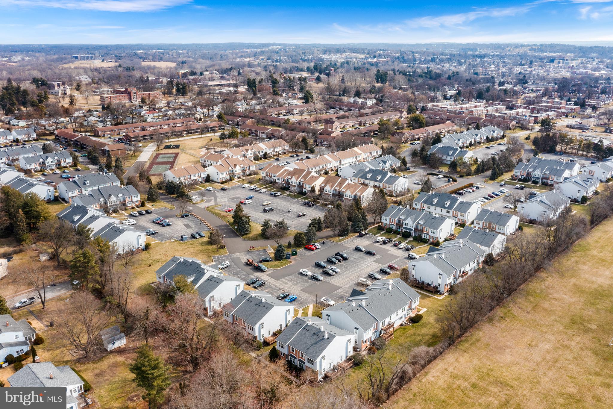 NORTHRIDGE ESTATES - Residential