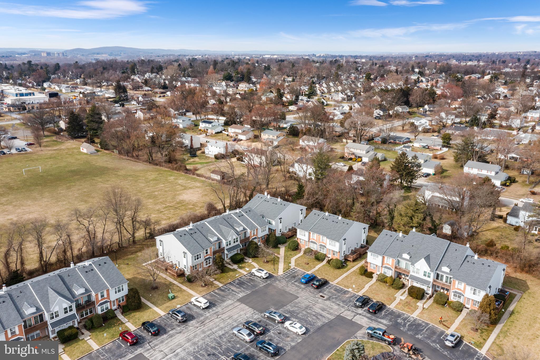 NORTHRIDGE ESTATES - Residential