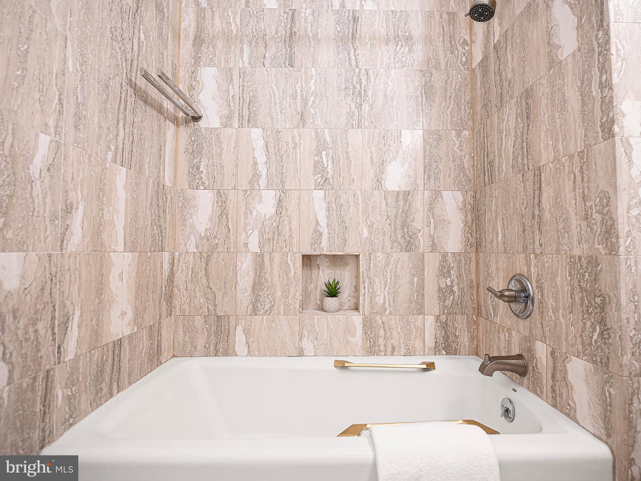 TUSCANY-CANTERBURY - Residential