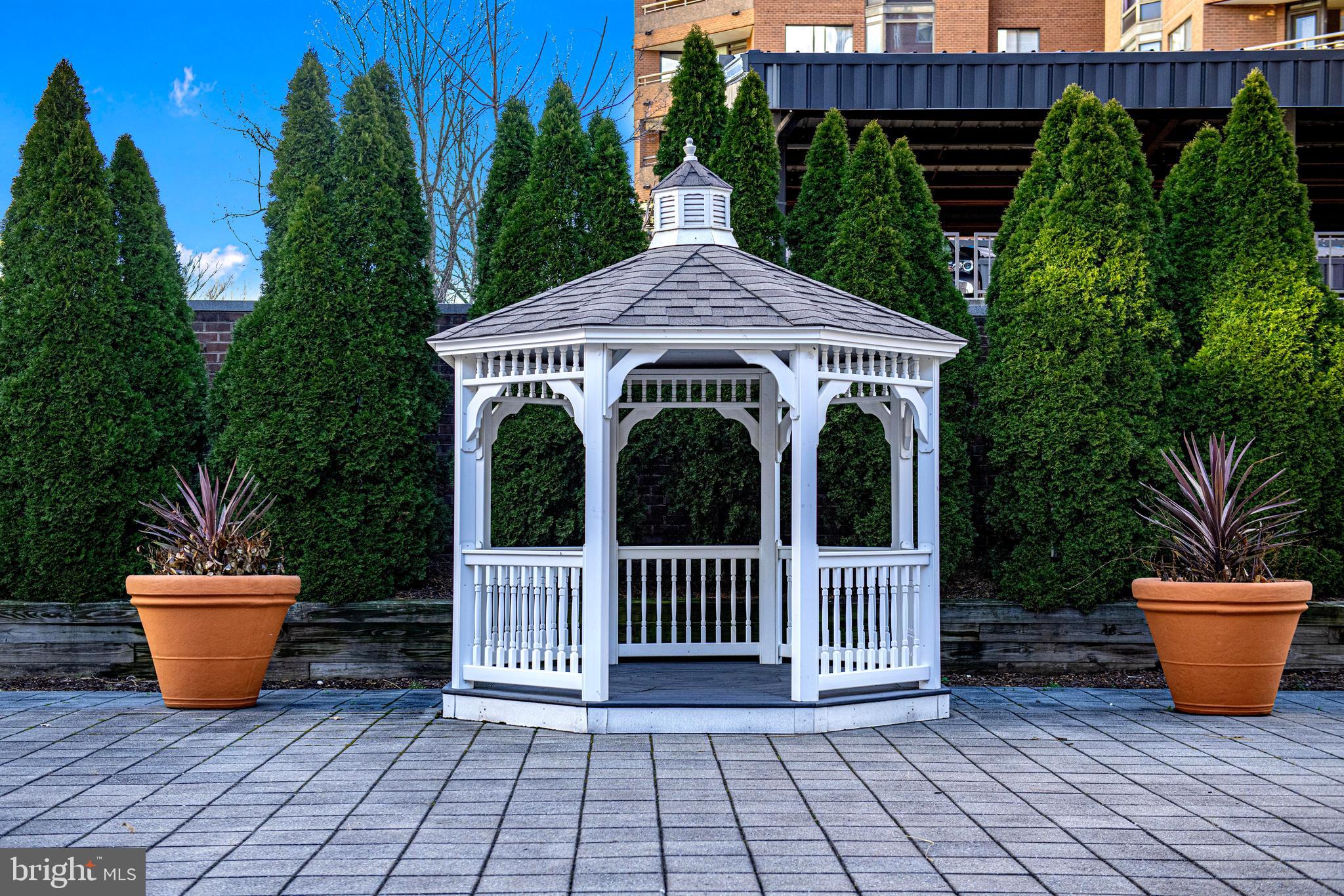 TUSCANY-CANTERBURY - Residential