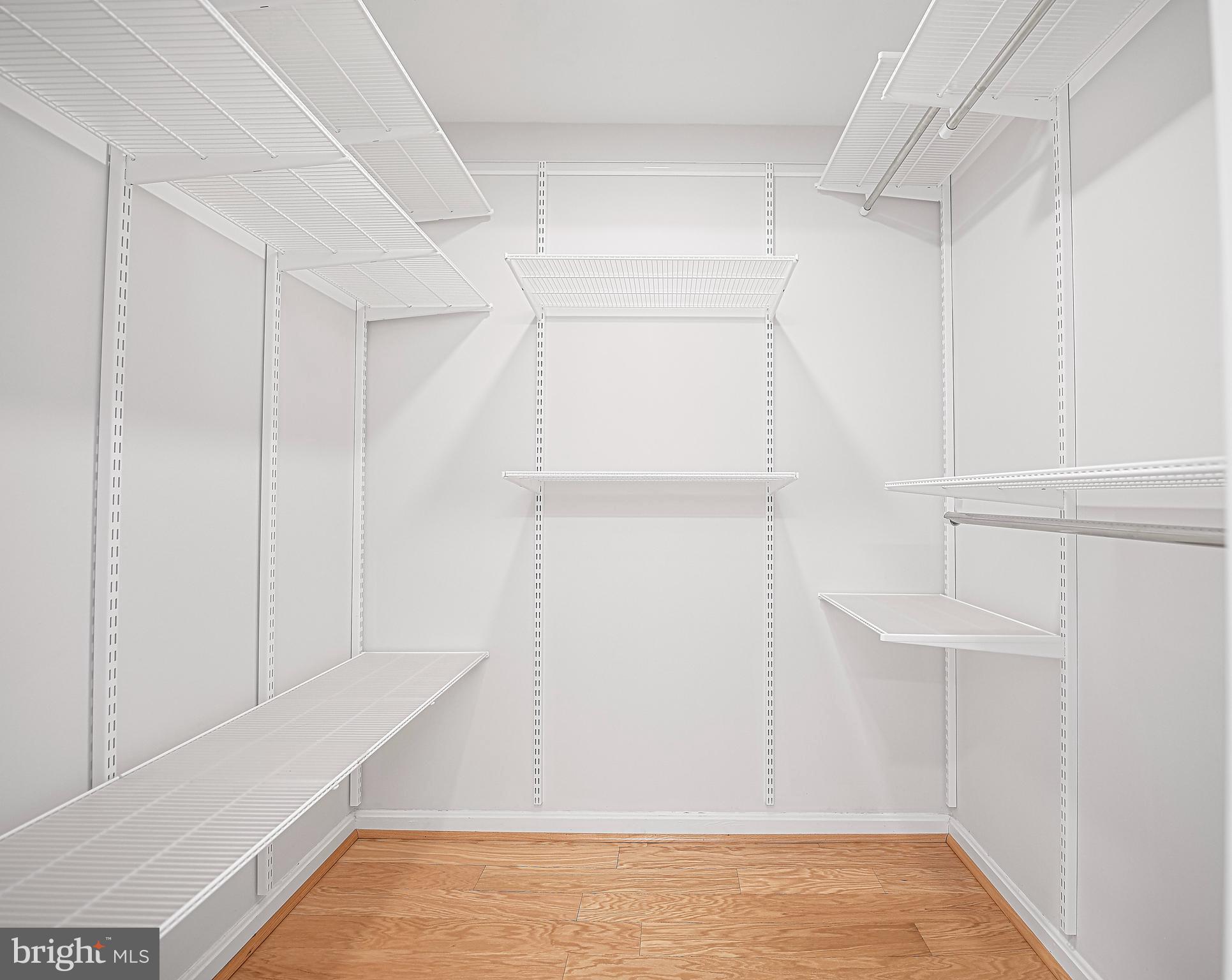 TUSCANY-CANTERBURY - Residential