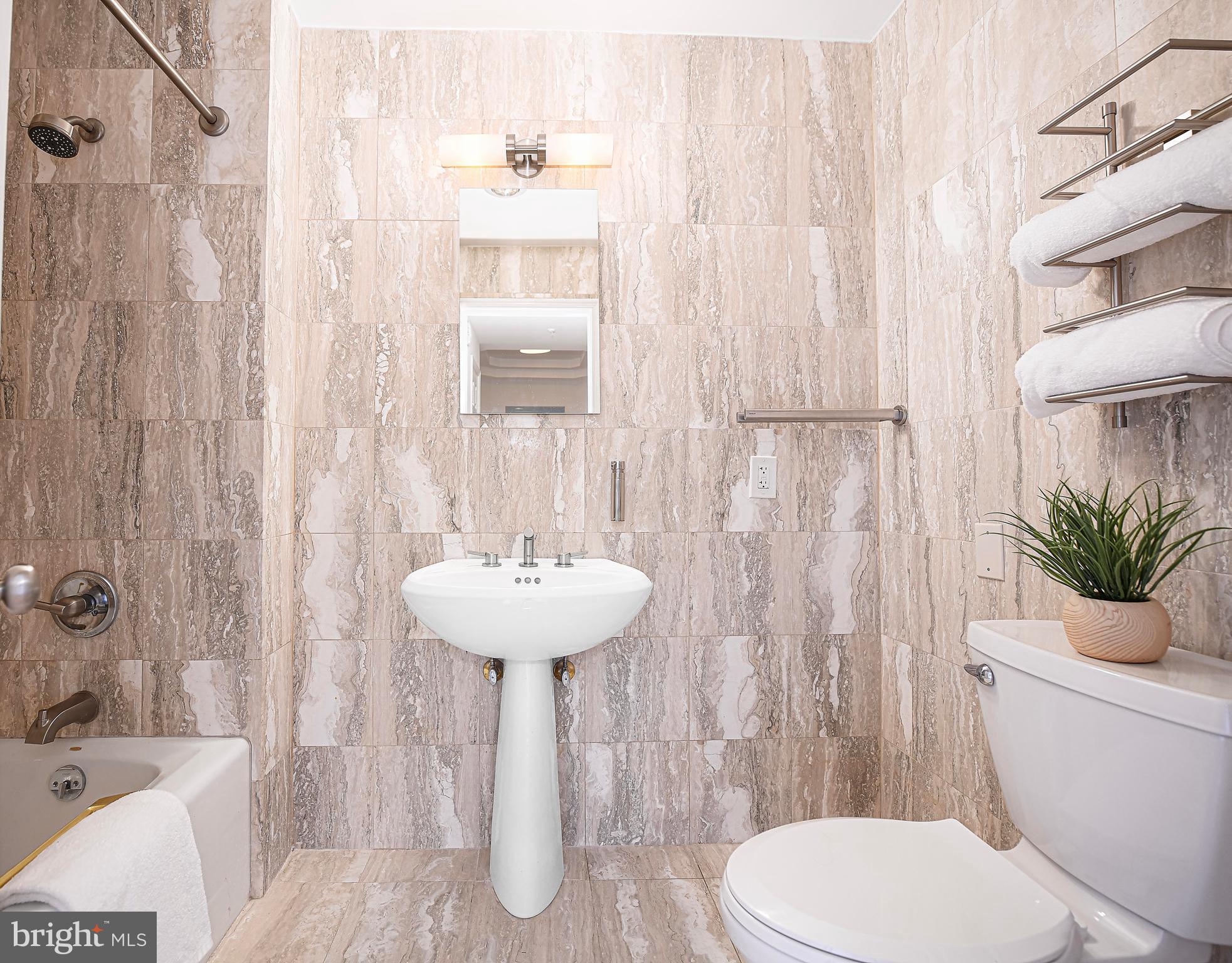 TUSCANY-CANTERBURY - Residential