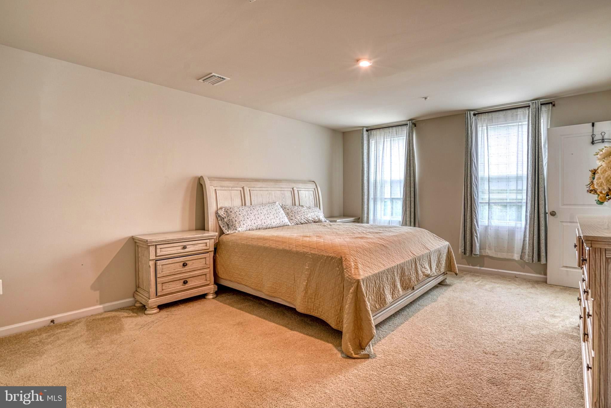 HERON POINT - Residential