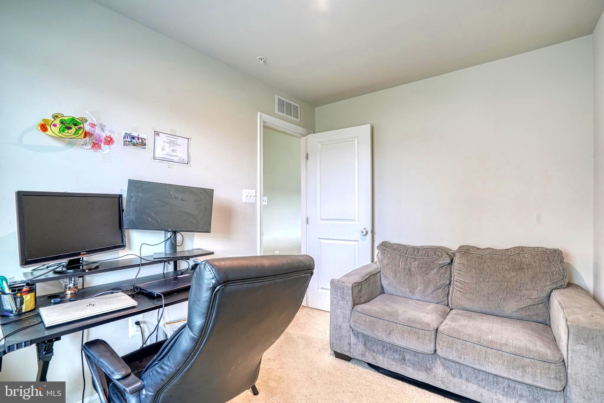 HERON POINT - Residential