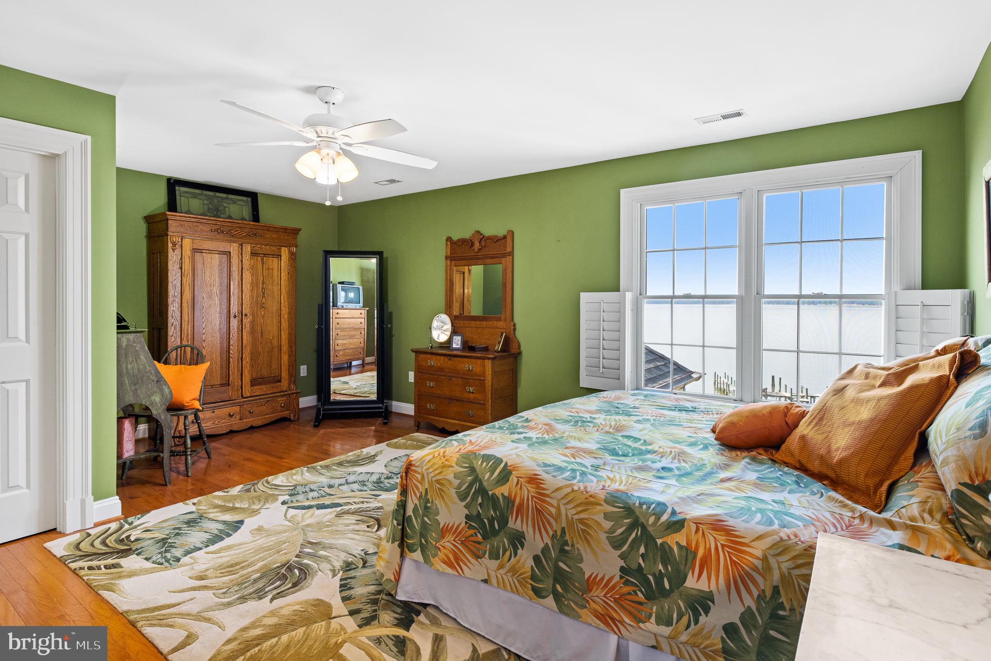 POTOMAC RIVER - Residential