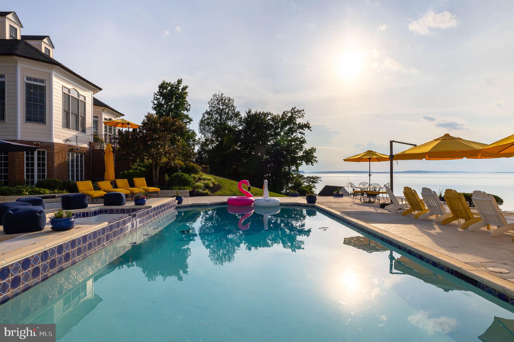 POTOMAC RIVER - Residential