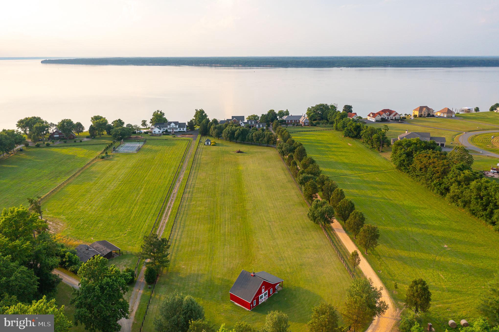 POTOMAC RIVER - Residential