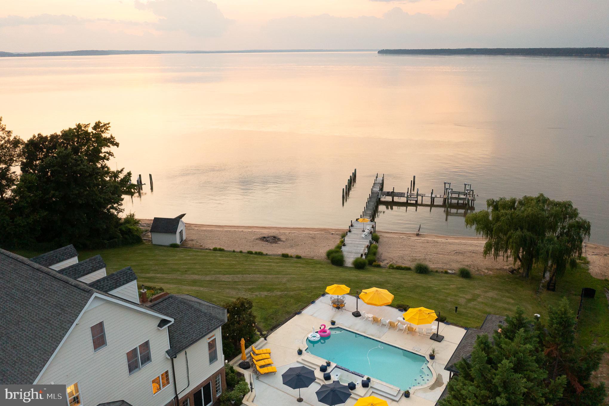 POTOMAC RIVER - Residential