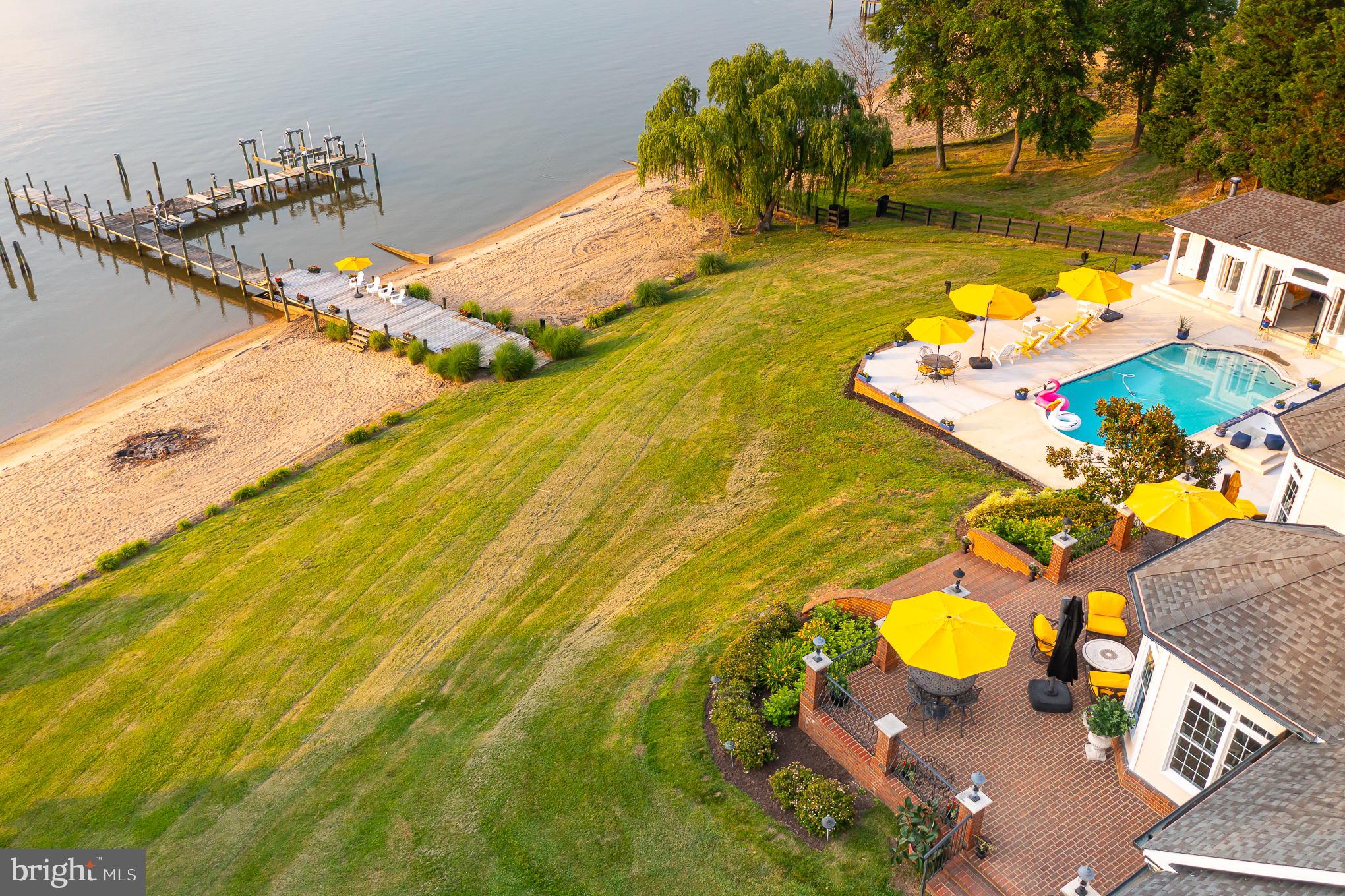 POTOMAC RIVER - Residential