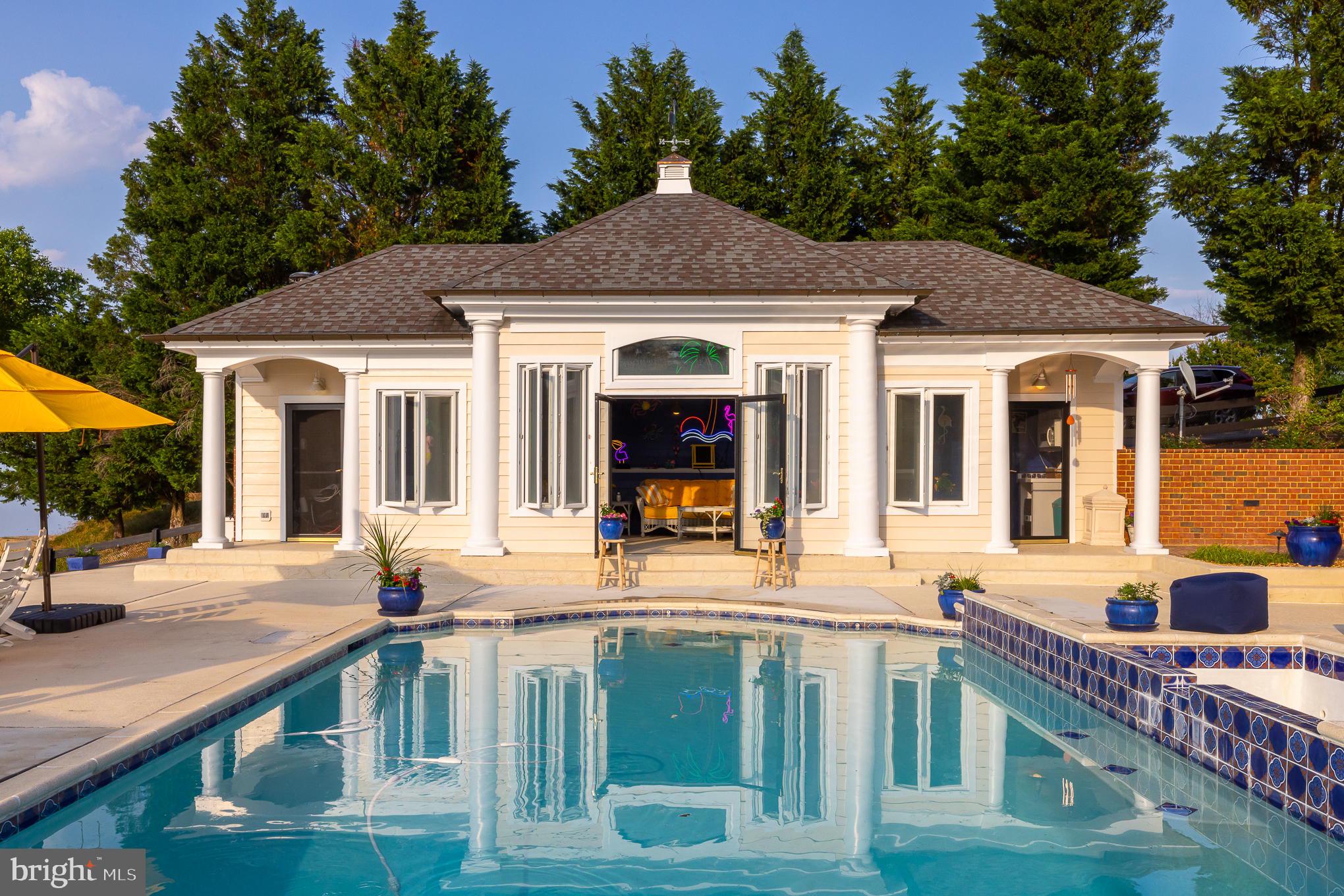 POTOMAC RIVER - Residential