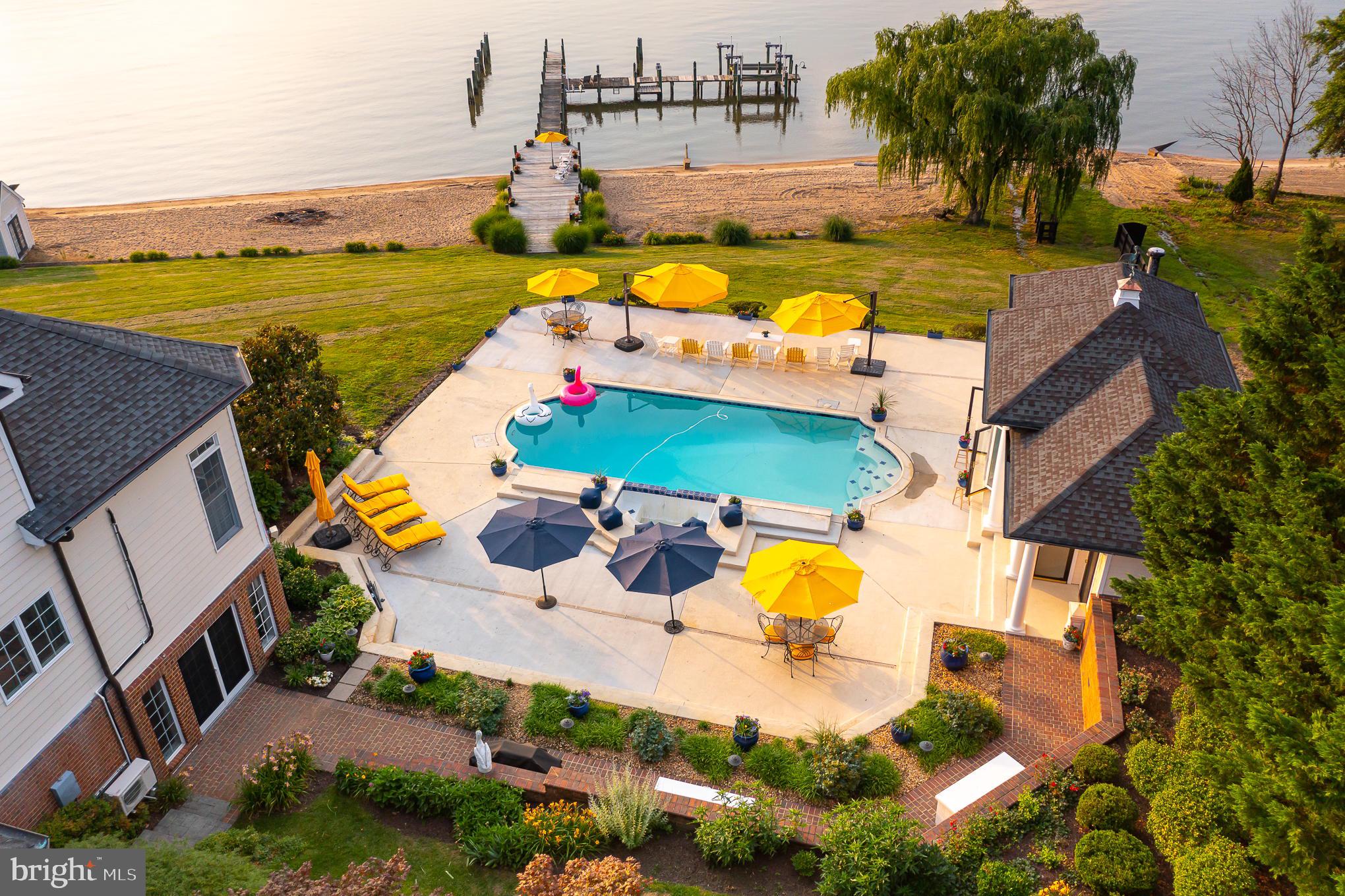 POTOMAC RIVER - Residential