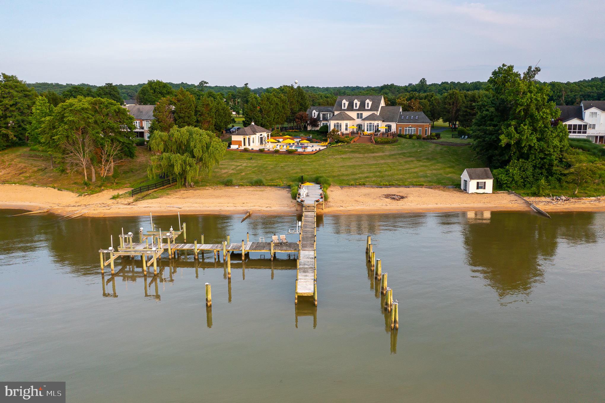 POTOMAC RIVER - Residential