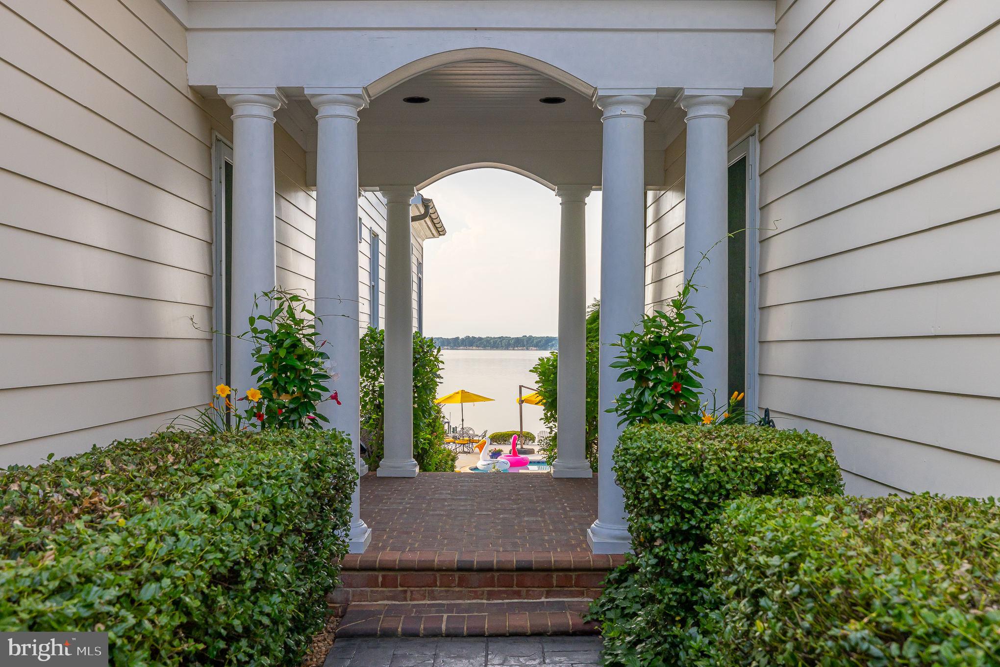 POTOMAC RIVER - Residential