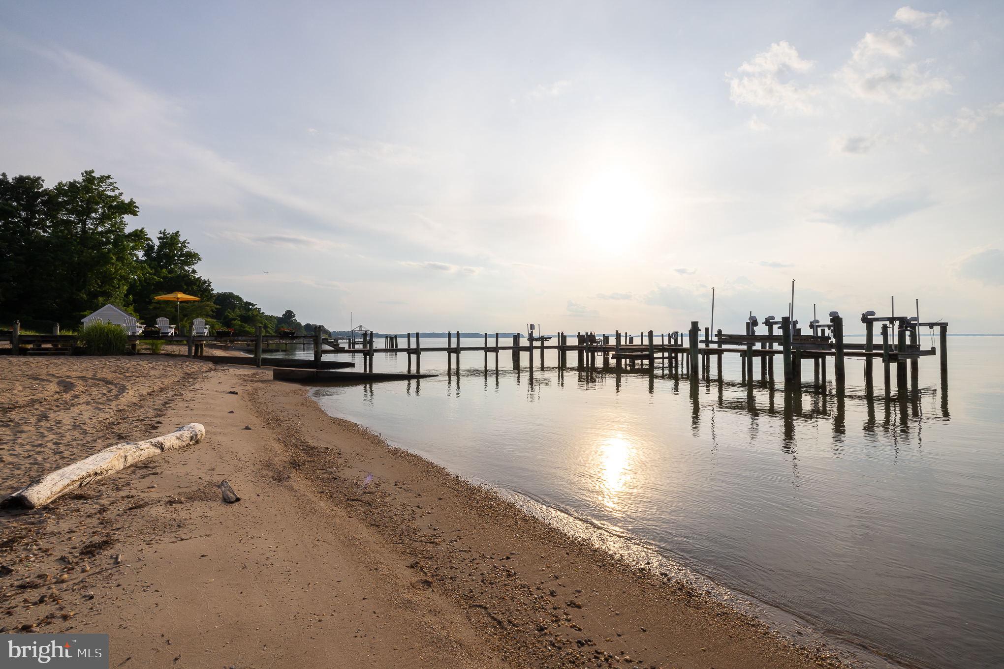 POTOMAC RIVER - Residential